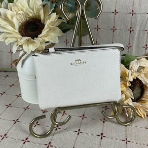 COACH Leather Ivory Corner Zip Wristlet Clean Beauty Goldenrod Lining New